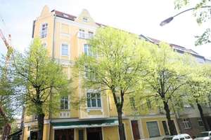 Toplage zwischen Ostkreuz und Samariterviertel  - Helle Stuck-Altbauwhg. in saniertem Altbau – Jungstr. 29, 10247 Friedrichshain, Berlin – Vorschaubild 1