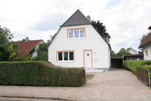 Gepfl. Einfamilienhaus mit Garten in guter-zentraler Wohnlage Bargteheides (max. 2 Pers.-Haushalt) – Stormarn (Kreis) – Vorschaubild 1