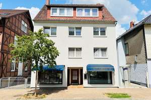 Mehrfamilienhaus mit 4 Wohnungen & 2 Gewerbeeinheiten in SZ-Bad – Die vollständige Adresse der Immobilie erhältst du vom Anbieter., 38259 Salzgitter-Bad, Salzgitter – Vorschaubild 1