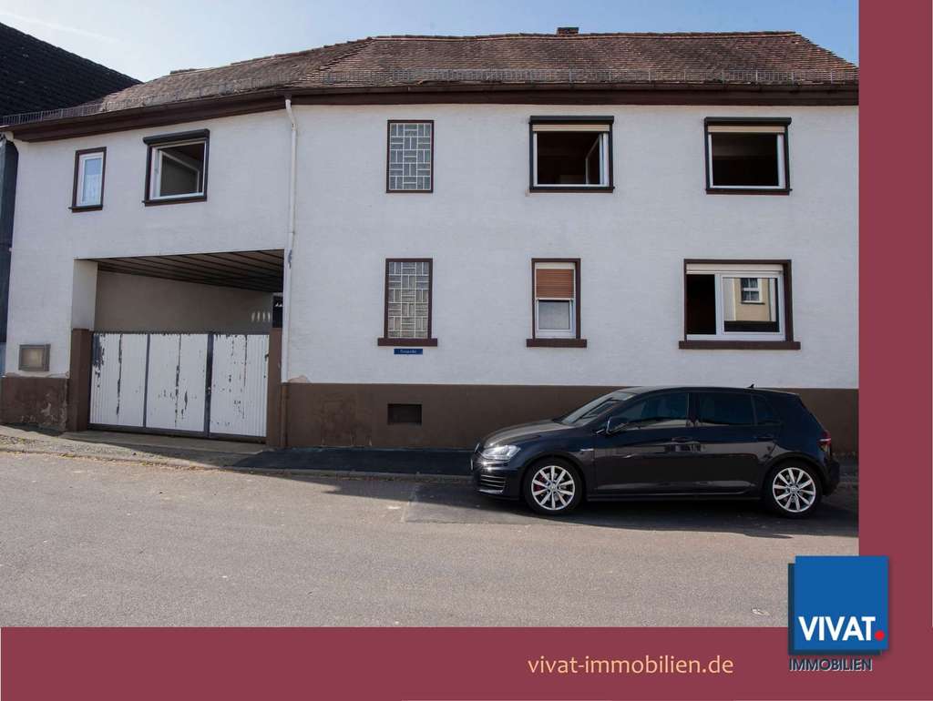 Immobilie in Nidda - Hofreite: Wohnhaus mit Torhaus, große Scheune und weitere Nebengebäude. Käuferprovisionsfrei! - Bild 0