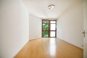 VON POLL | Helle 3-Zimmer-Wohnung mit Tiefgaragenstellplatz und Kapitalanlage-Potenzial – Die vollständige Adresse der Immobilie erhältst du vom Anbieter., 90419 St. Johannis, Nürnberg – Vorschaubild 11