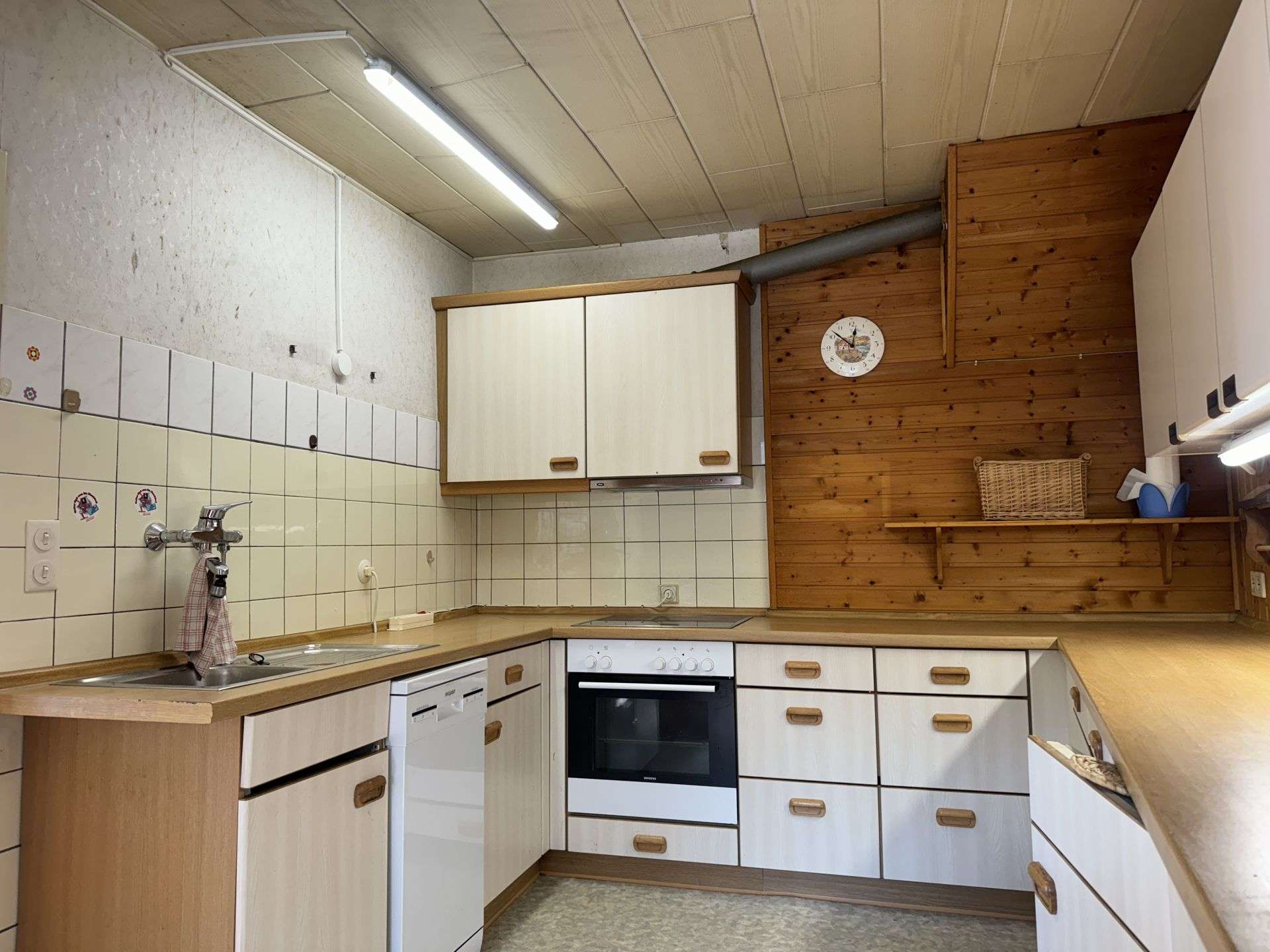 Immobilie in Rheinbreitbach - Charmantes Einfamilienhaus mit großem Potenzial in Rheinbreitbach – Nähe Bonn - Bild 3