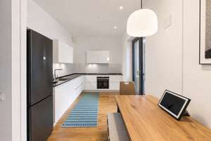 Stilvolle 2-Zimmer-Wohnung mit Balkon und Stellplatz – direkt am Mediapark – Die vollständige Adresse der Immobilie erhältst du vom Anbieter., 50670 Neustadt/Nord, Köln – Vorschaubild 3