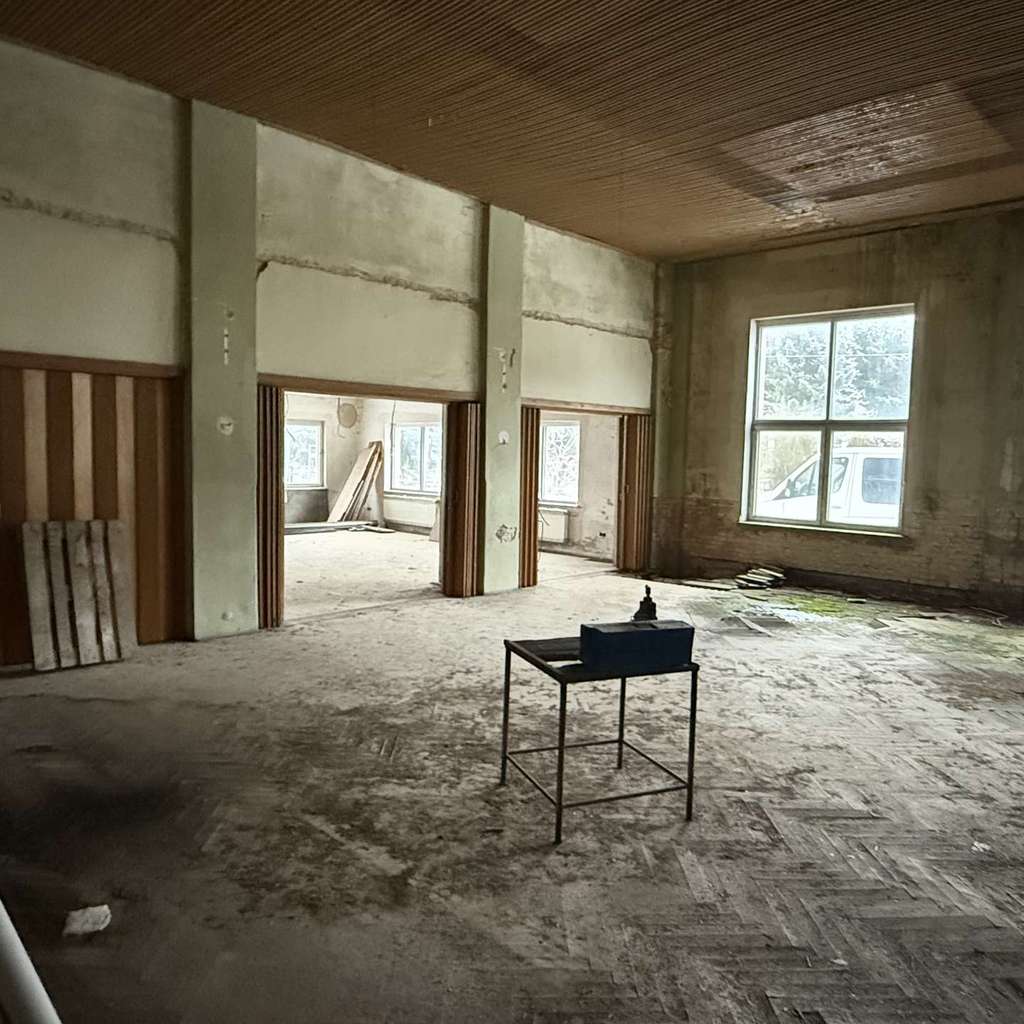 Immobilie in Rauen - Sanierungsbedürftiges Haus mit Potenzialgrundstück - Bild 1