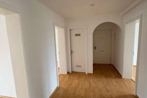 Schöne sonnige 3 Zimmer Wohnung in der Maxvorstadt – Die vollständige Adresse der Immobilie erhältst du vom Anbieter., 80333 Augustenstraße, München – Vorschaubild 1