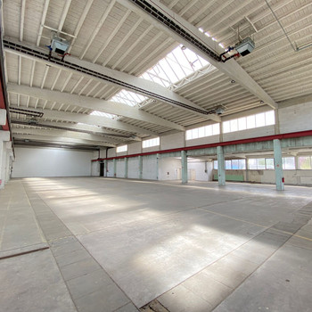 Großzügige Lager-/Logistikfläche in Düsseldorf | optimale Verkehrsanbindung | angrenzende Bürofläche