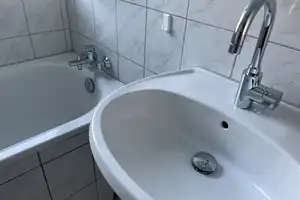 Schöne 3-Zimmer-Wohnung in gepflegtem Haus mit ruhiger Hausgemeinschaft – Giesenkirchener Str. 71, 41238 Mönchengladbach – Vorschaubild 13