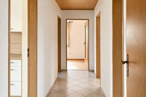 Zweifamilienhaus mit Ausbaureserve, Potenzial für drei Wohneinheiten in Toplage von Bruckmühl – Die vollständige Adresse der Immobilie erhältst du vom Anbieter., 83052 Bruckmühl – Vorschaubild 8