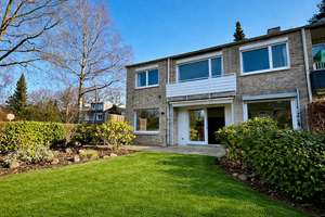 Familienidylle in Volksdorf – Endreihenhaus mit sonnigem Garten