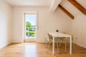 Erstbezug nach Sanierung* 2-RW* DG* neue EBK* moderne Möblierung* Balkon* Bad mit Wanne* TG-E-SP* – Hempelweg 10, 1324 Bühlau/Weißer Hirsch, Dresden – Vorschaubild 10