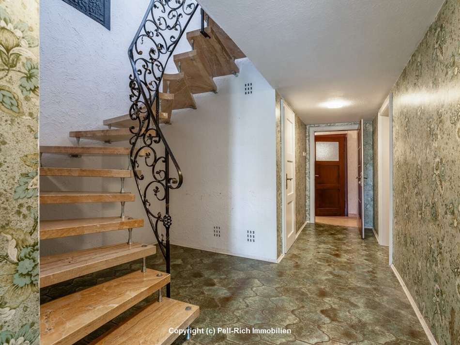 Flur Hauptwohnung UG