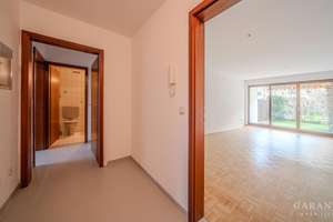 Sofort bezugsfreie Terrassenwohnung mit Stellplatz in ruhiger Wohnlage – Die vollständige Adresse der Immobilie erhältst du vom Anbieter., 81739 Altperlach, München – Vorschaubild 3