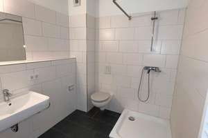 2 Zimmerwohnung mit Loggia in zentraler Lage von Altona – Große Bergstraße 250, 22767 Altona-Altstadt, Hamburg – Vorschaubild 3