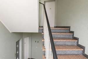 CITYHOUSE: Rheinnähe , schöne 3 Zimmer Wohnung im Agnesviertel mit Balkon, Keller und Aufzug – 50668 Neustadt/Nord, Köln – Vorschaubild 3