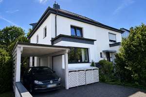 Teilsanierte Doppelhaushälfte || Modernes Wohnkonzept || Kamin – Die vollständige Adresse der Immobilie erhältst du vom Anbieter., 51109 Merheim, Köln – Vorschaubild 2