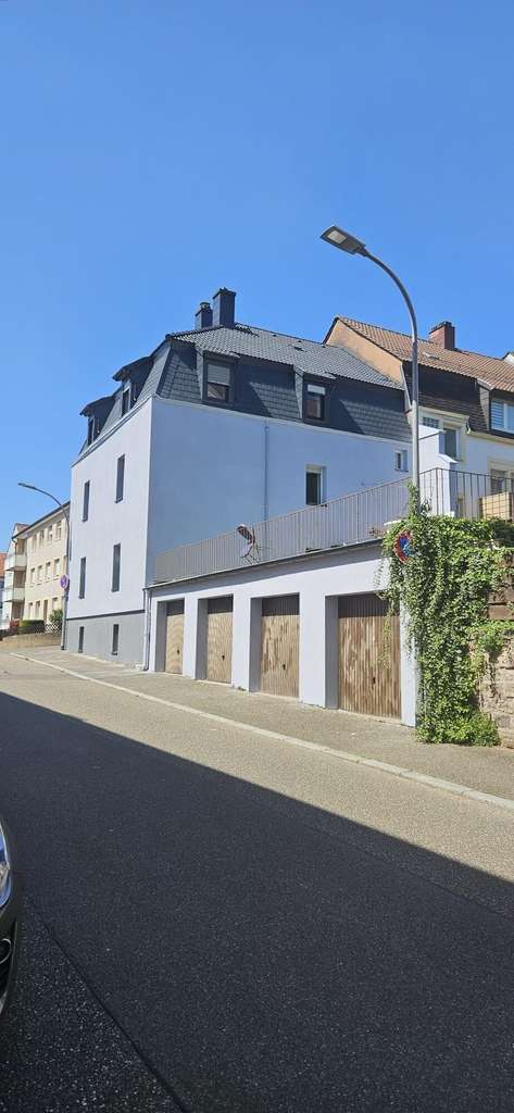 Zwei Immobiliengesellschaften ( GmbH & UG ) mit 22 Einheiten als Share Deal  