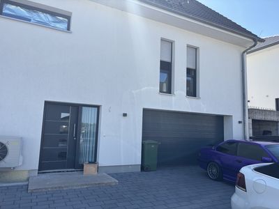 Platz für neue Impulse: Modernes Einfamilienhaus in Gondelsheim