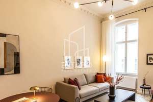 Mitte: Erstbezug nach Sanierung: Design-Altbau mit Fischgrätparkett, 3,6 m Deckenhöhe & 2 Bädern – Die vollständige Adresse der Immobilie erhältst du vom Anbieter., 10115 Mitte (Ortsteil), Berlin – Vorschaubild 3