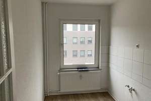 Ideal für Singles und Paare - 2-Zimmer Wohnung zum 16.11 zu vermieten! – Rheinstr. 51, 27570 Geestemünde, Bremerhaven – Vorschaubild 3