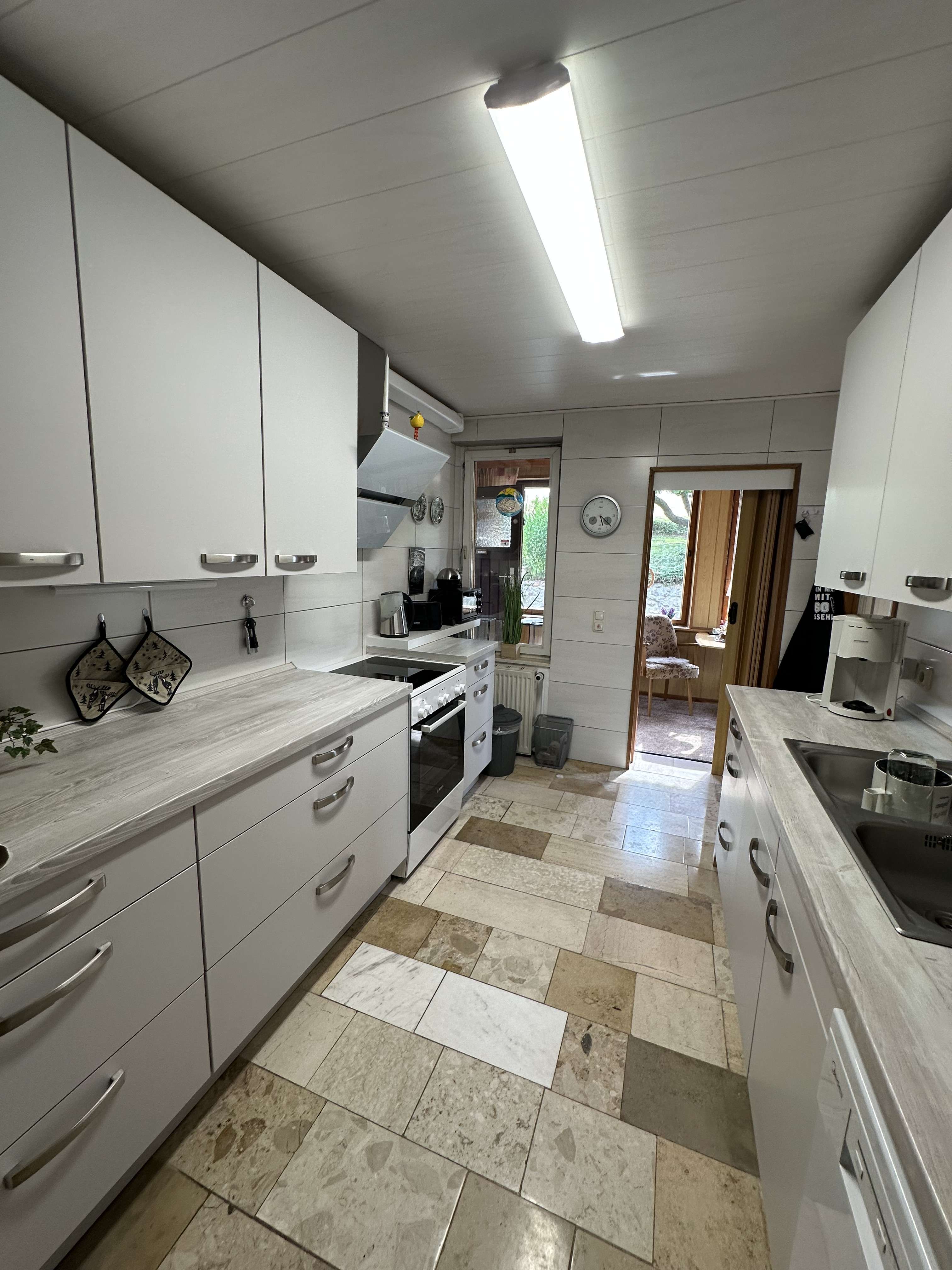 Immobilie in Damshagen - Traumhaftes Anwesen 3963 m² /Alleinlage gegenüber vom Gutshaus in Parin/ Blick auf den großen Teich - Bild 4