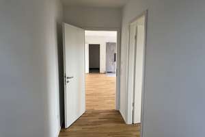 Erstbezug | exklusive 2,5-Zimmer Wohnung | Einbauküche | Balkon | Einzelgarage | ER-Zentrum – Anton-Bruckner-Straße 8, 91052 Röthelheim, Erlangen – Vorschaubild 26