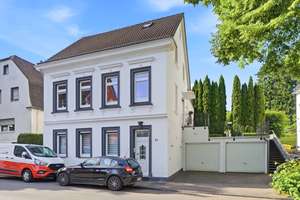 Mit 3D: Historischer Charme trifft modernen Wohnkomfort – umfangreich modernisiertes Einfamilienhaus – Die vollständige Adresse der Immobilie erhältst du vom Anbieter., 52657 Solingen-Mitte, Solingen – Vorschaubild 2