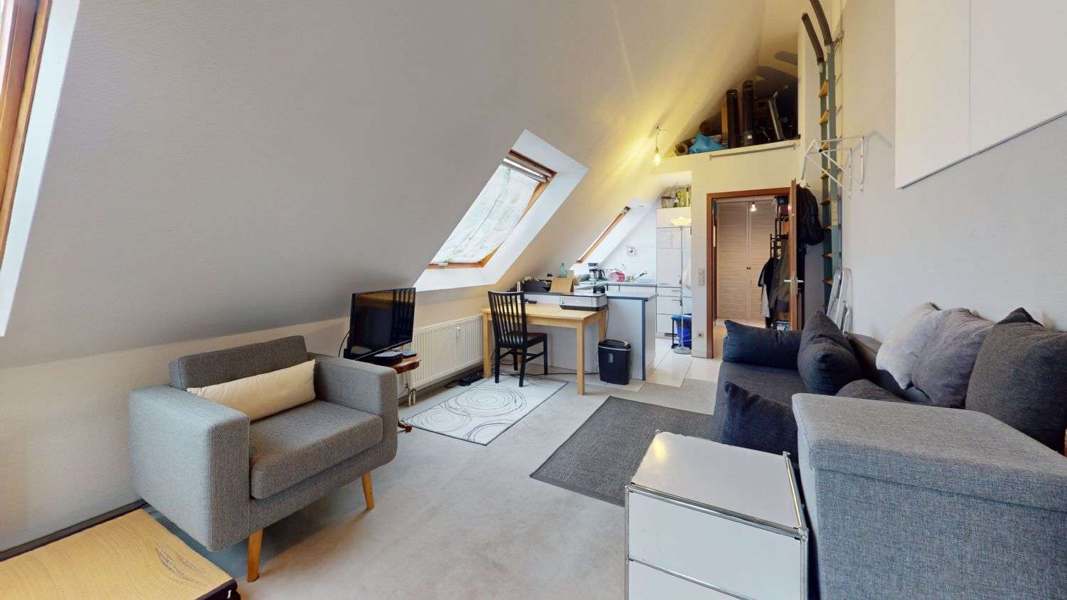 Immobilie in Korb - Schönes 1-Zimmer DG- Apartment in zentraler Lage von Korb im Remstal - Bild 1