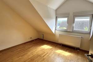 Helles Reihenmittelhaus in begehrter Lage von Trier-Tarforst mit Terrasse, Garten & Garage – Privatv