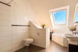 ÄUSSERST GEPFLEGTE 3-ZIMMER-WOHNUNG MIT HOCHWERTIGER EBK UND BALKON IN DILLINGEN A. D. DONAU – Am Galgenberg 16, 89407 Dillingen an der Donau – Vorschaubild 9