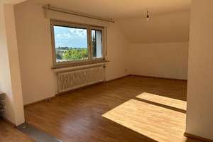 Helle und großzügige 2,5-Zimmer-Wohnung mit großem Balkon in Bochum-Stiepel