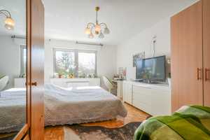 Exklusives Einfamilienhaus – 187 m² Wohnfläche, großer Garten, separate Kinderetage, viel Potenzial. – Mönchengladbach – Vorschaubild 15