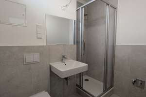 Sanierte Wohnung im Westend mit Einbauküche! – Spandauer Damm 181-183, 14050 Westend, Berlin – Vorschaubild 4