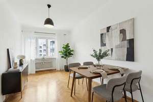 Altbaujuwel in Schwabing mit Südwestbalkon und Blick in den ruhigen Innenhof, befristet auf 5 Jahre – Die vollständige Adresse der Immobilie erhältst du vom Anbieter., 80803 Am Luitpoldpark, München – Vorschaubild 2
