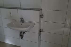 ZOO-VIERTEL; SCHÖNE und HELLE 2-Zimmer-DG.-Wohnung mit Dachterrasse – Hindenburgstraße 1, 42117 Elberfeld West, Wuppertal – Vorschaubild 7