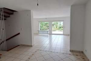 Reihenhaus in Eppstein-Bremthal - Tel.06131582801 – Die vollständige Adresse der Immobilie erhältst du vom Anbieter., 65817 Eppstein – Vorschaubild 1