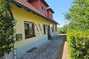 Traumhaftes Zweifamilienhaus mit Einliegerwohnung Vorbereitung, Garage und Glasfaser in Burgebrach – Die vollständige Adresse der Immobilie erhältst du vom Anbieter., 96138 Burgebrach – Vorschaubild 3