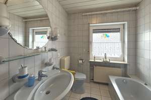 Attraktives Ein-bis Zweifamilienhaus mit PV-Anlage, Garage und Carport  – Die vollständige Adresse der Immobilie erhältst du vom Anbieter., 66571 Eppelborn – Vorschaubild 13