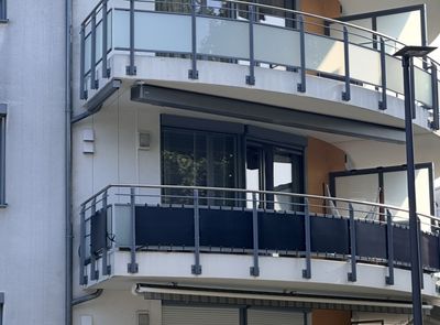 Modernes Wohnen mit Komfort: Neu renovierte 3-Zimmer-Wohnung mit großem Balkon & Smart-Home-Features