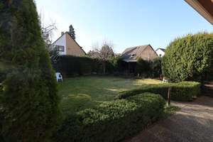 Gepflegtes Zweifamilienhaus mit Garten in ruhiger Lage – Die vollständige Adresse der Immobilie erhältst du vom Anbieter., 30179 Sahlkamp, Hannover – Vorschaubild 4