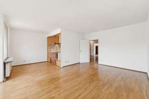 Haidhausen- 3-Zimmer-Wohnung im 3. OG mit zwei Balkonen, Aufzug und Tiefgaragenstellplatz – 81677 Steinhausen, München – Vorschaubild 3