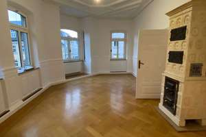 Herrschaftliche 2-Zimmer-Jugendstil-Wohnung in zentraler City-Lage – Friedrichstraße 3, 90762 Altstadt, Innenstadt, Fürth – Vorschaubild 2