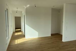 Penthouse in Saarbrücken: Modernes Wohnen mit Balkon – Rudolf-Stephan-Str. 1, 66117 Sankt Johann, Saarbrücken – Vorschaubild 2