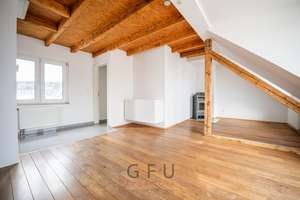 -Über den Dächern von Düsseldorf- Traumhafte Altbauwohnung zzgl. 28 m² Spitzboden – Die vollständige Adresse der Immobilie erhältst du vom Anbieter., 40215 Friedrichstadt, Düsseldorf – Vorschaubild 9