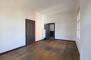 Exklusive Altbau-Etagenwohnung in historischer Stadtvilla im Zentrum vom Augsburg – Die vollständige Adresse der Immobilie erhältst du vom Anbieter., 86150 Bahnhofs-, Bismarckviertel, Augsburg – Vorschaubild 14