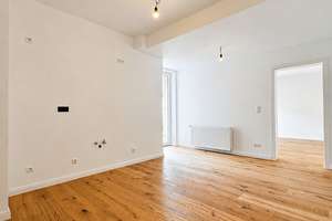 Ihre ruhige Wohlfühloase mit eigener Terrasse – Die vollständige Adresse der Immobilie erhältst du vom Anbieter., 12099 Tempelhof, Berlin – Vorschaubild 4
