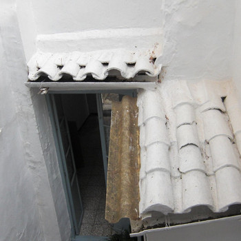 Haus zu renovieren mit Terrasse in Ubrique