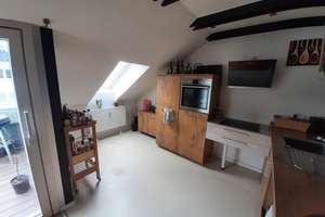 Möblierte Dachgeschosswohnung mit Balkon in Alt-Saarbrücken – Deutschherrnstraße 42, 66117 Alt-Saarbrücken, Saarbrücken – Vorschaubild 5