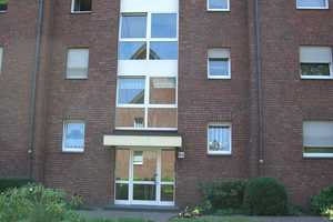 Großzügige Wohnung im Ahlmannshof 15 a in Gelsenkirchen, EG rechts – Ahlmannshof 15 a, 45889 Gelsenkirchen – Vorschaubild 1