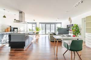Modernes Wohngefühl am Waldrand mit Licht und Komfort (KFW 70 Haus) – Die vollständige Adresse der Immobilie erhältst du vom Anbieter., 76189 Oberreut, Karlsruhe – Vorschaubild 2