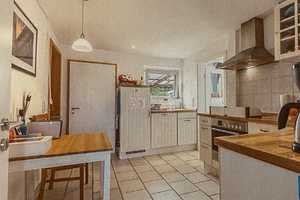 Modernisierte 4-Zimmer-Doppelhaushälfte mit Einbauküche in Ellerbek, Kiel – Klausdorfer Weg 76, 24148 Kiel – Vorschaubild 19